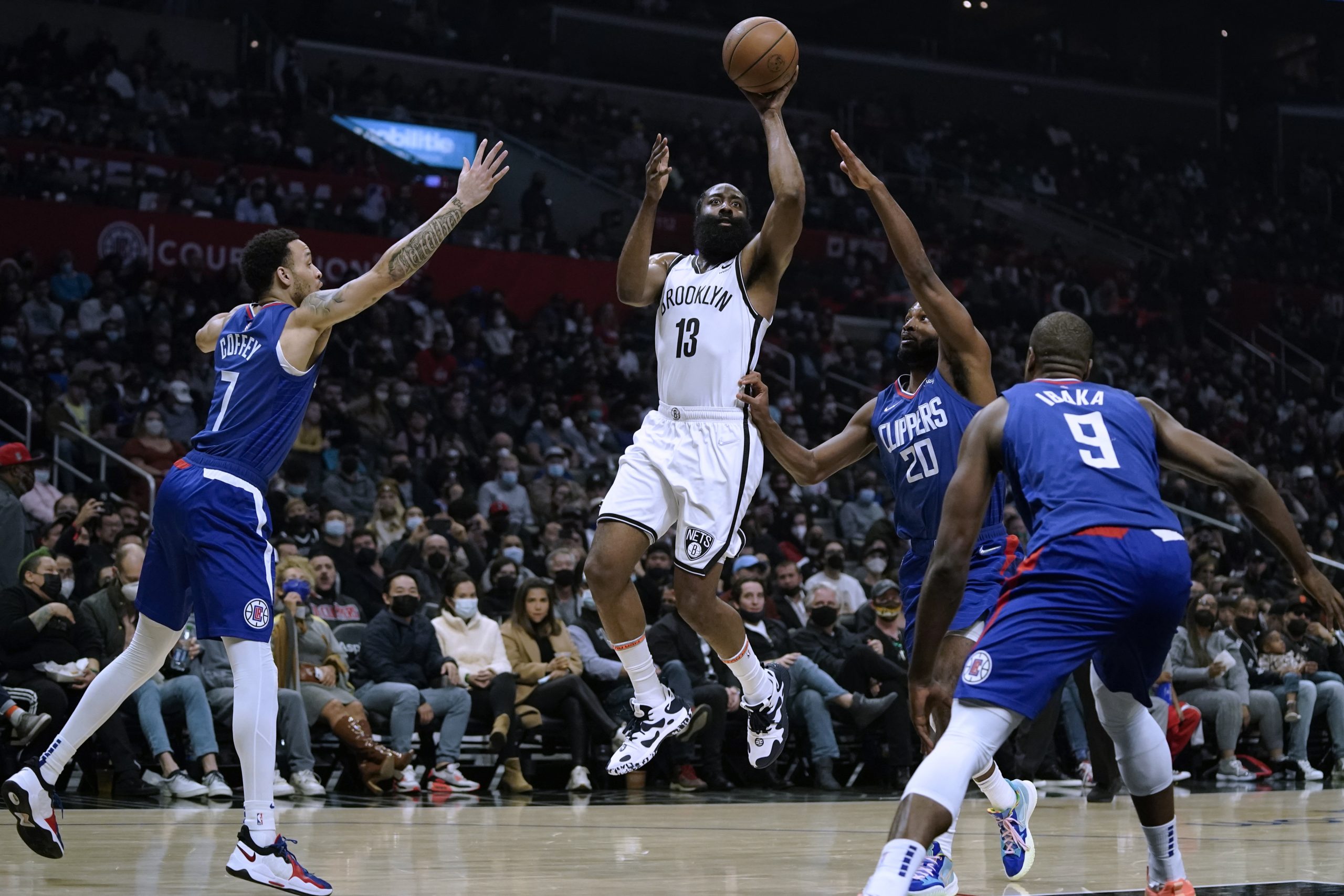 主帅触发健康协议遭隔离  太阳（拓荒者）群龙无首落败