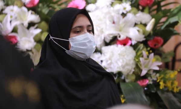 二弟灵堂质疑遗产分配 陈松勇看护:8年都没见过