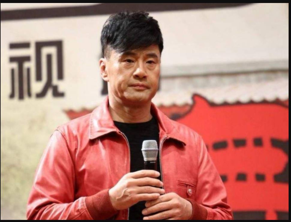 于荣光离婚曝光名下存款仅5千万 网民惊讶入行40年挣太少	