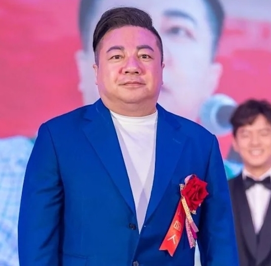 五官变立体   董至成认眼部整形