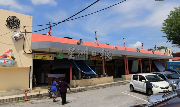 供FB/“滥用”档口不营业 转租 雇外劳等,芙市政厅将取消执照 收回档口