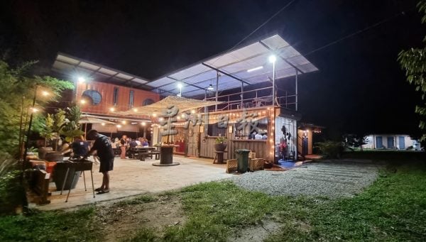 供FB／乡间野林彳亍而行，探索知知港鲜为人知的风貌