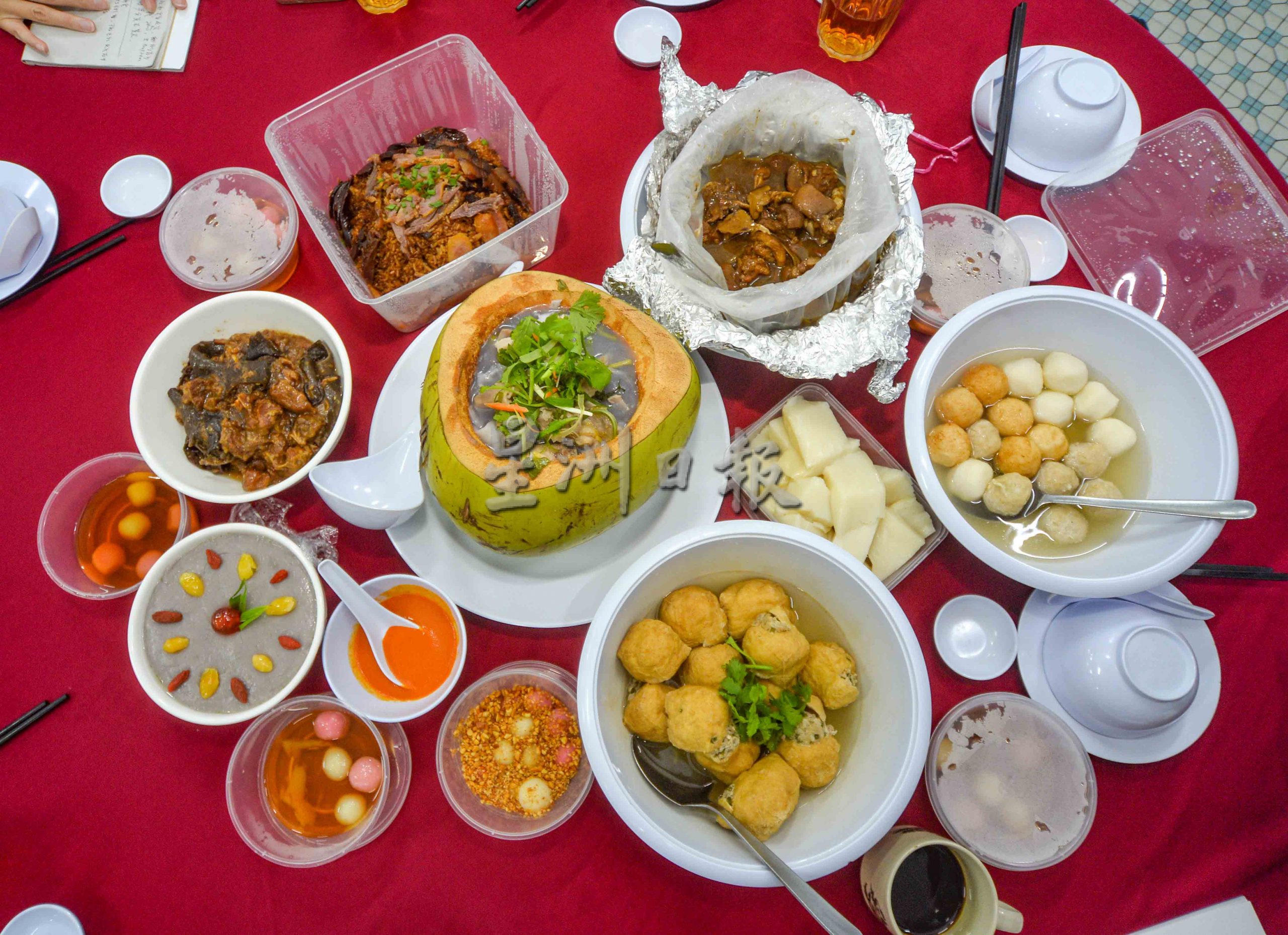 供FB/森多地遭遇水劫,六大乡团联谊会捐1.2万赈灾