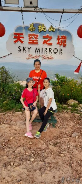 供fb/泰梳山云海太惊艳,退休摄影业者觉得值推广