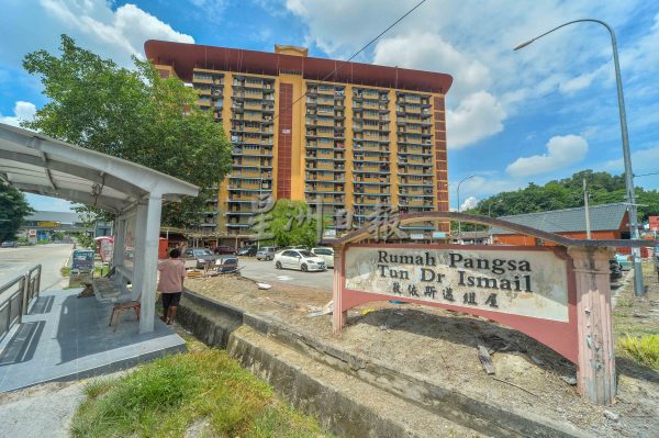 供fb/芙14楼组屋又出现确诊!夫妻呈阳