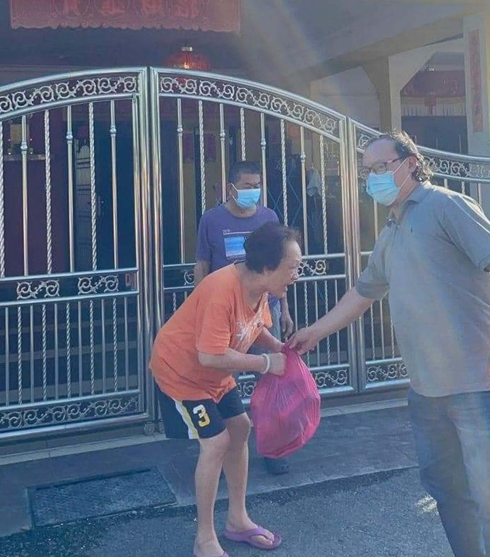 全国版/暖势力/主文∕曼绒治安自救会 班台志愿消防队联合跨州救灾