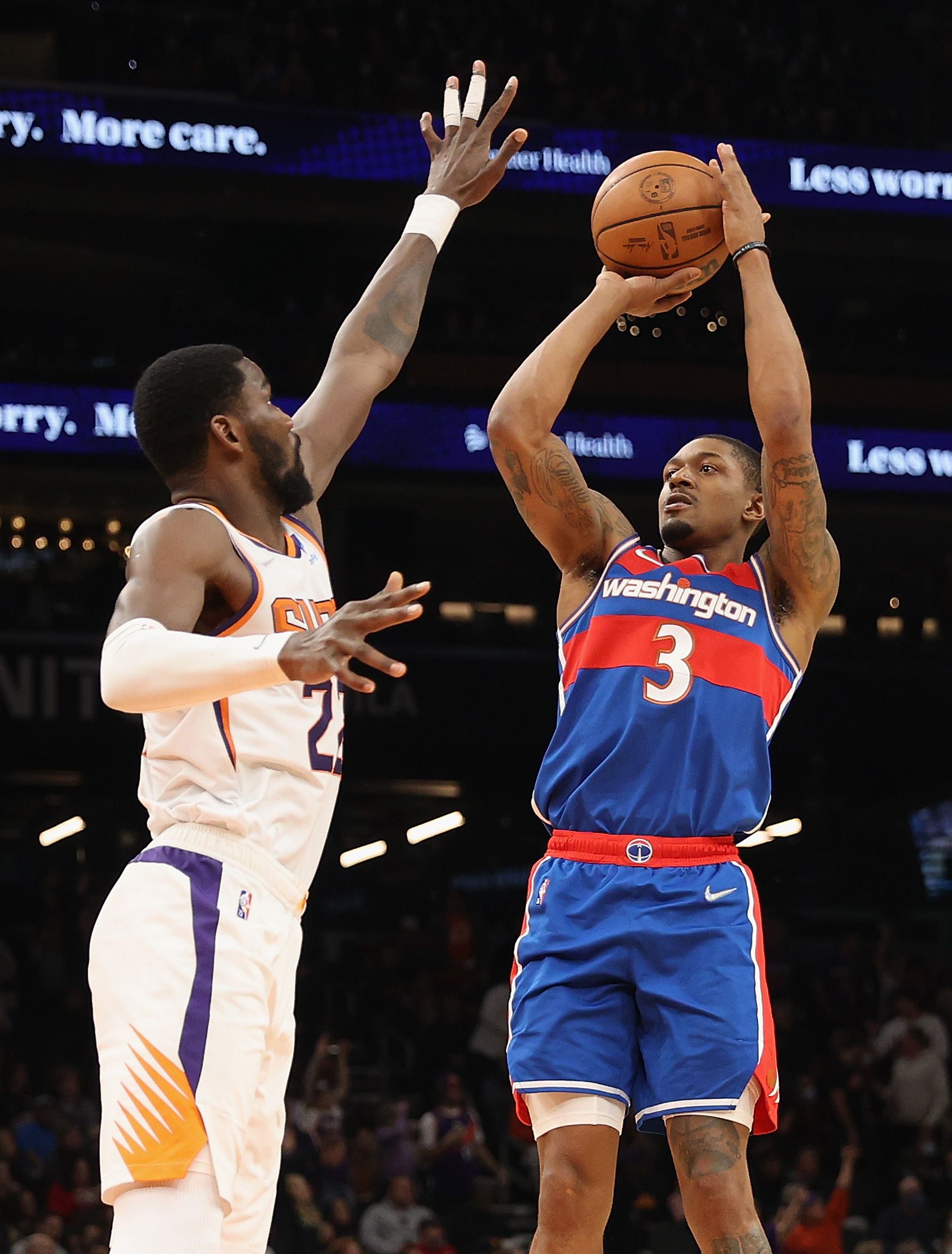 冠病再度爆发  NBA缺人被迫改规