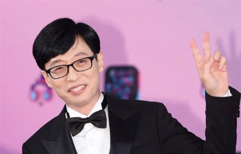 刘在石确诊前婉拒出席婚宴 网赞爆:避免大群聚