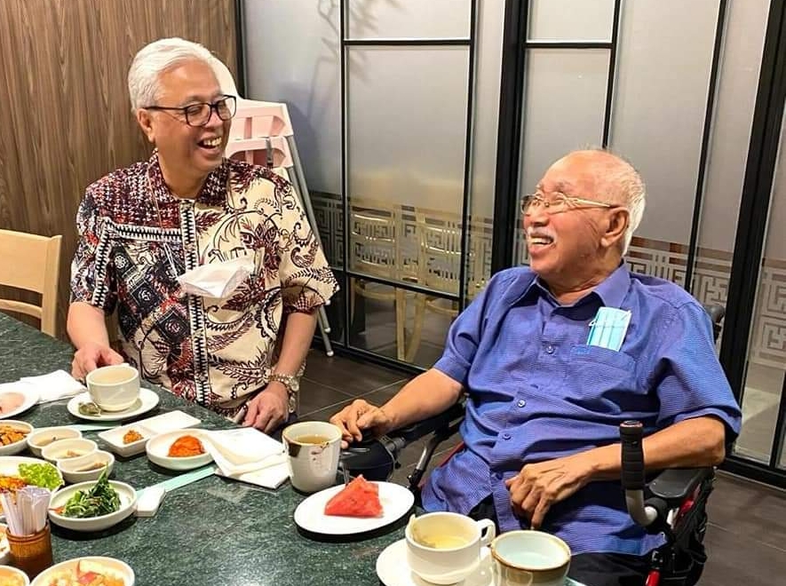 前内阁部长沙巴鲁丁逝世