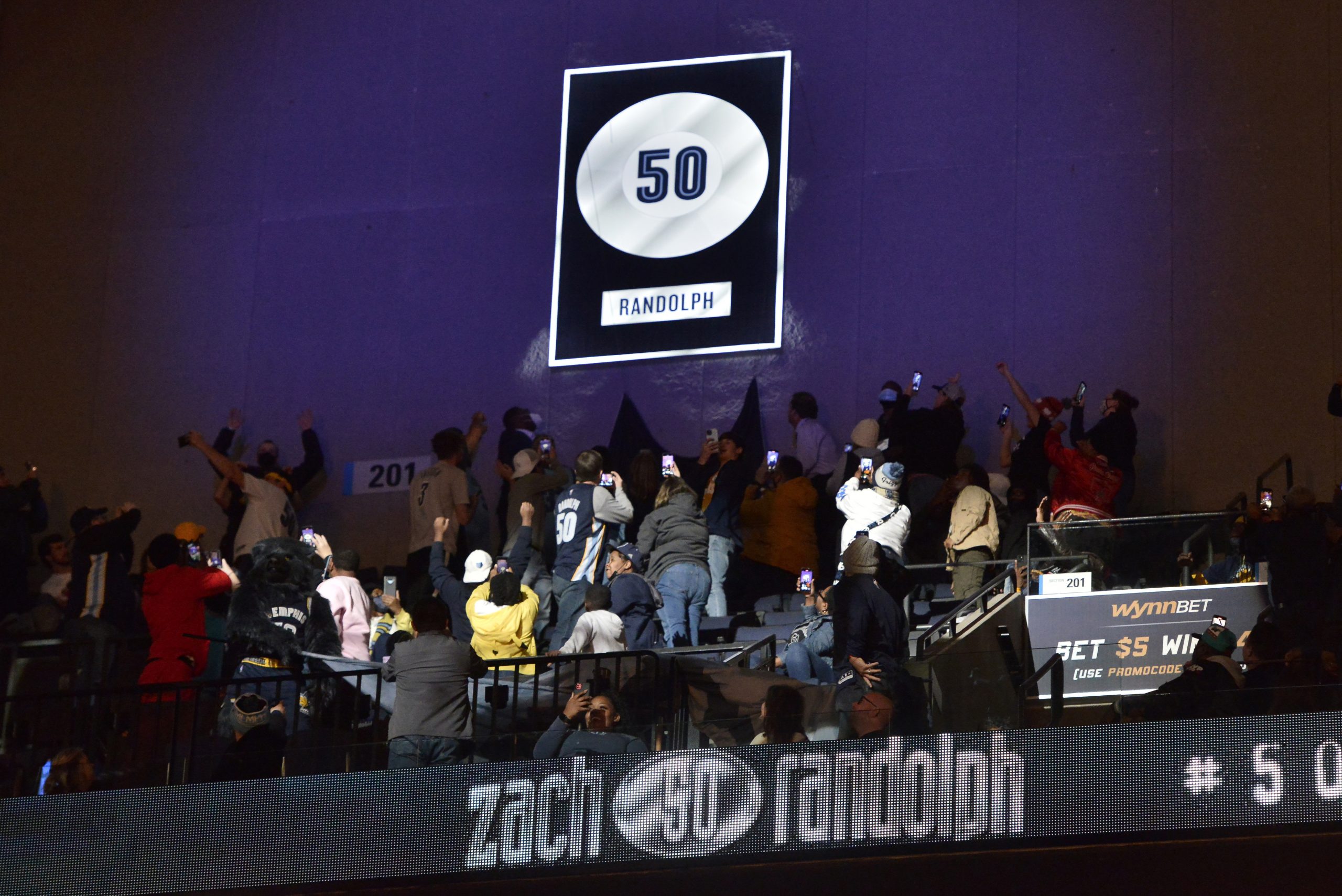 勇士不敌76人 太阳独占榜首宝座