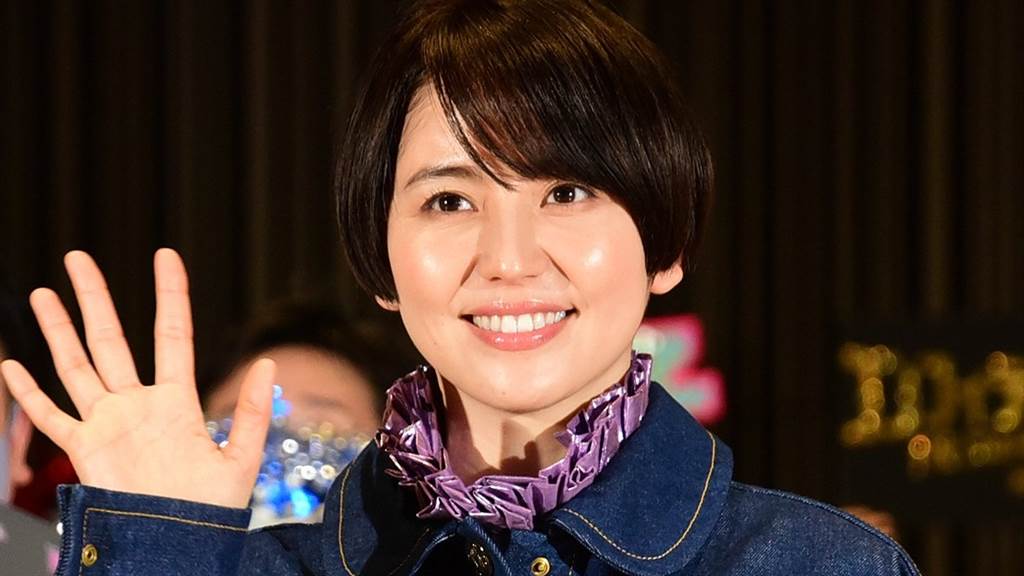 同台长泽雅美宣传电影 “国民渣男”东出昌大被骂爆