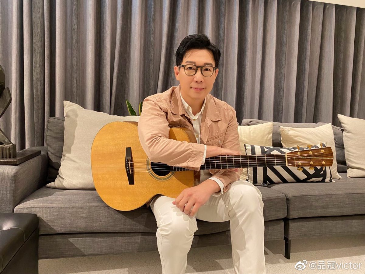  品冠参加中国综艺　​儿子打call唱《门没锁》爆红 