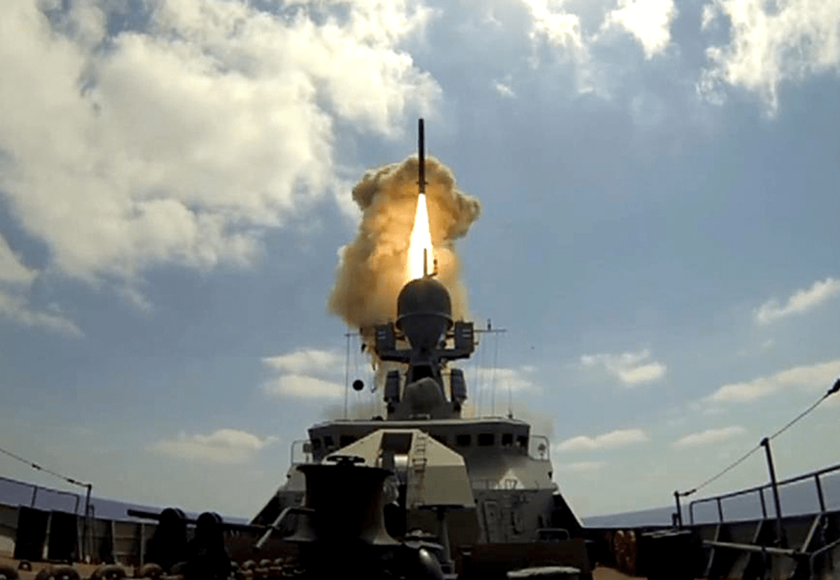 图与文/媒体:俄罗斯潜艇从日本海发射一枚巡航导弹