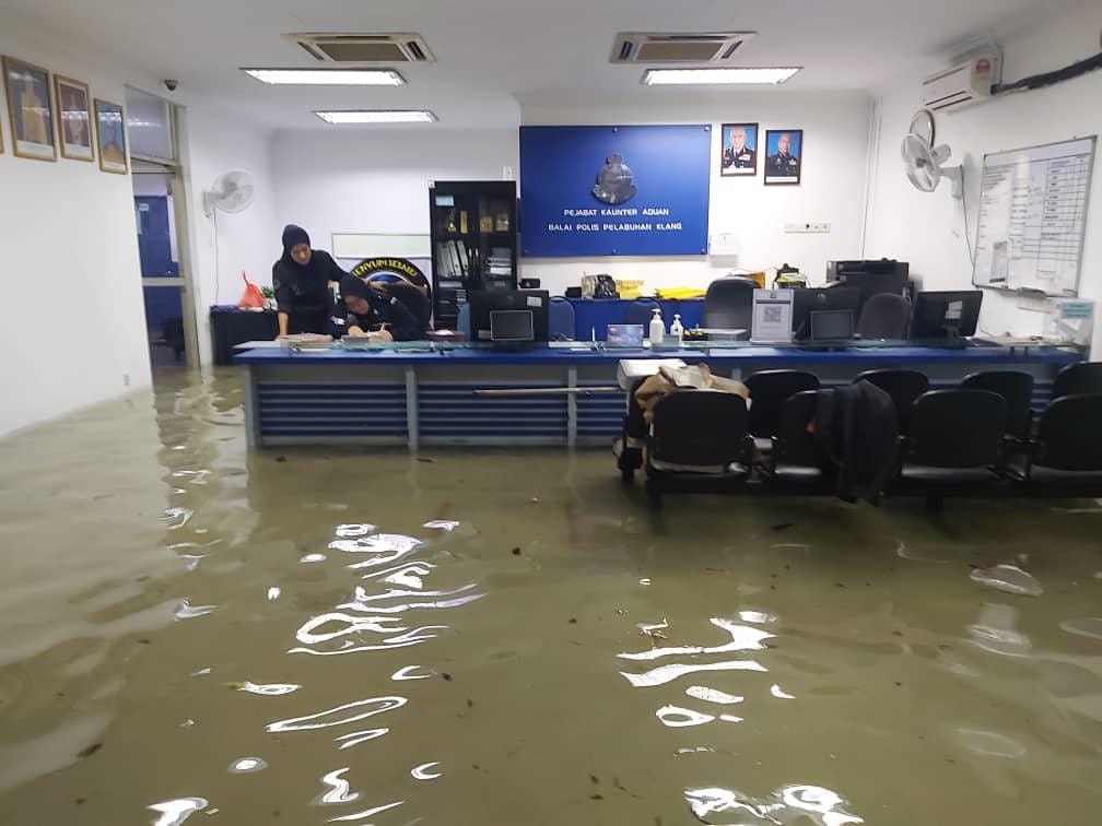 图辑/巴生世纪大水灾来得太突然 居民纷纷措手不及