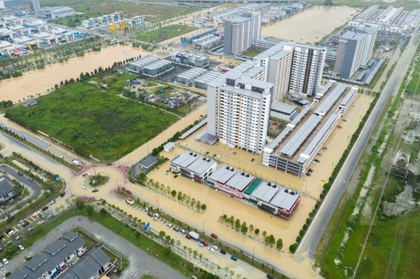 图辑/巴生世纪大水灾来得太突然 居民纷纷措手不及