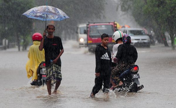 图辑/巴生世纪大水灾来得太突然 居民纷纷措手不及