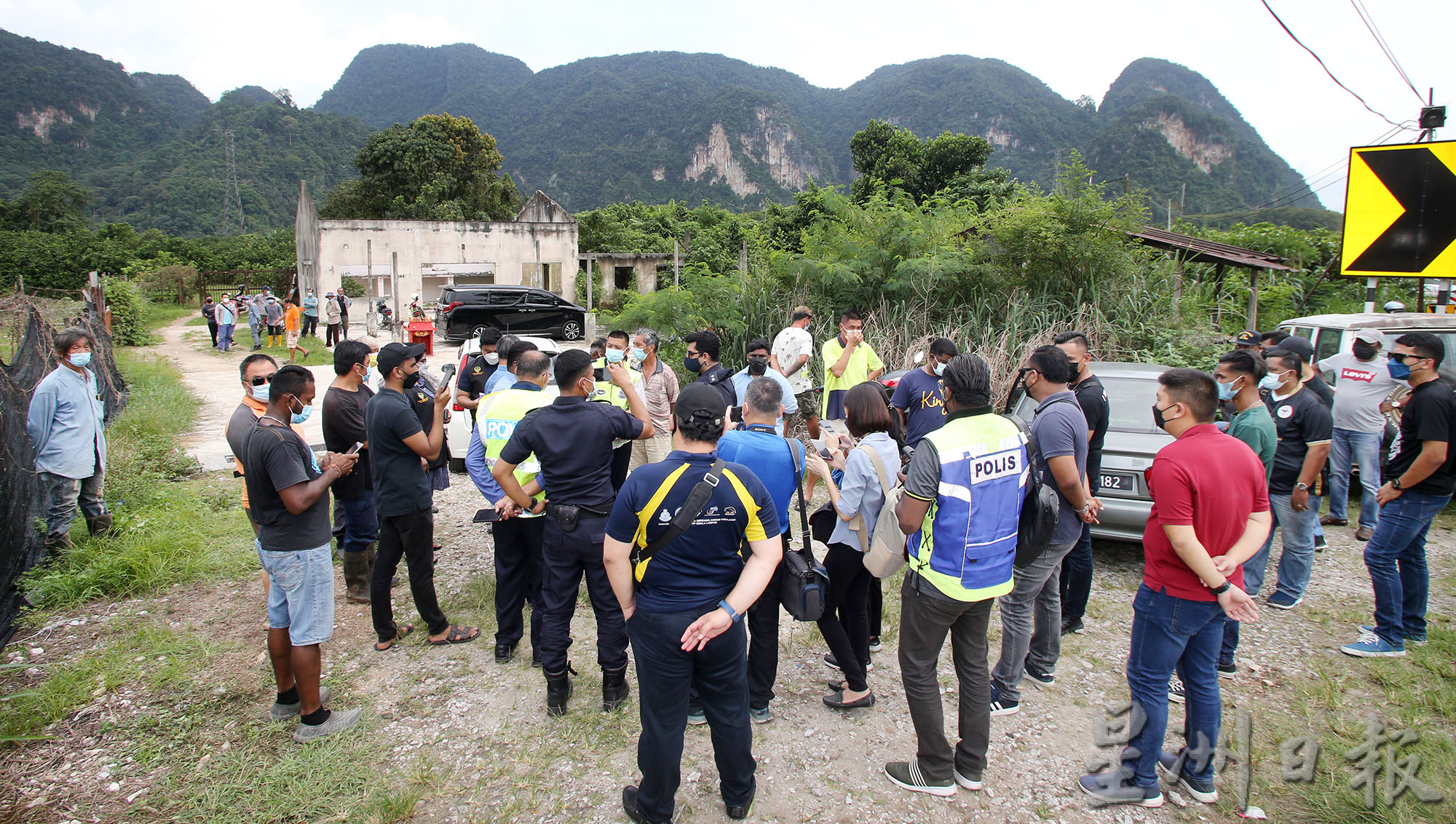 地主执行庭令打扪安邦柚农险被驱赶 李文材阿拉法协商展延至新年后