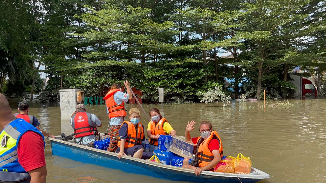 大都会-专栏:慧语玲声/雪州世纪大水灾