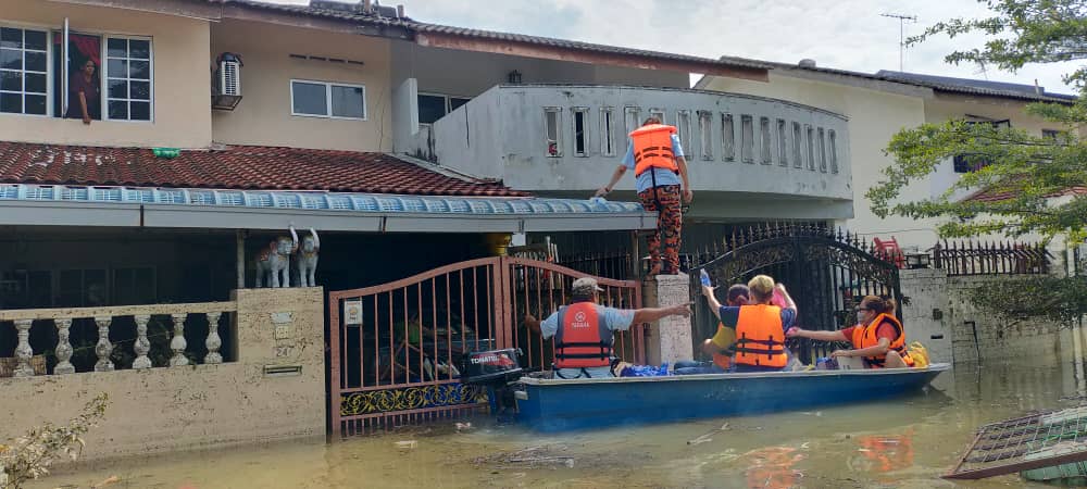大都会-专栏:慧语玲声/雪州世纪大水灾