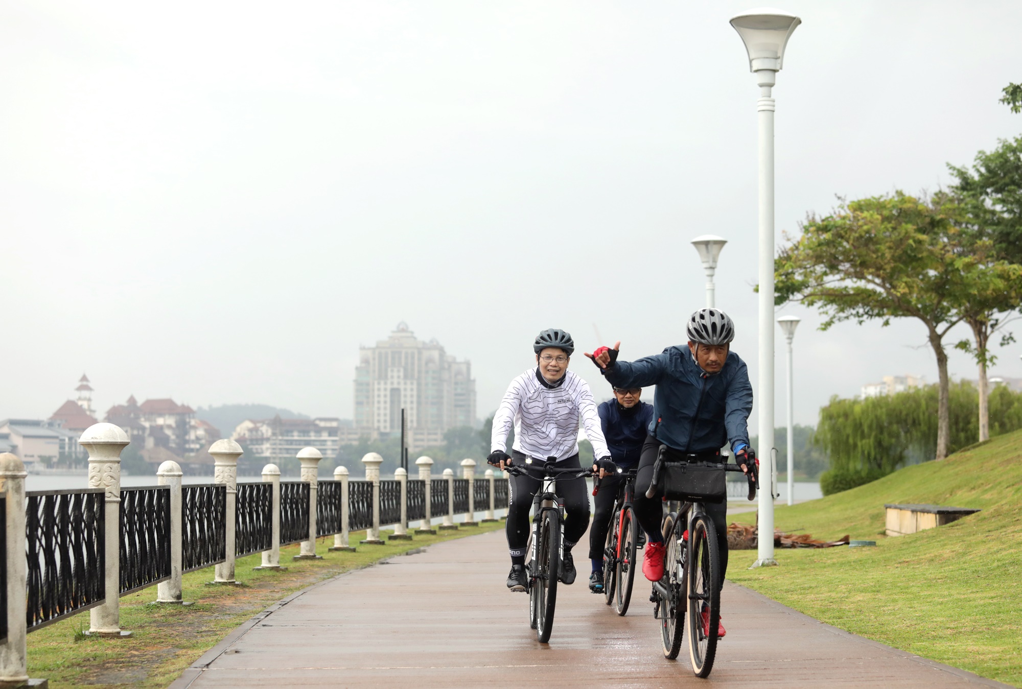 大都会-疫起出游/赛城