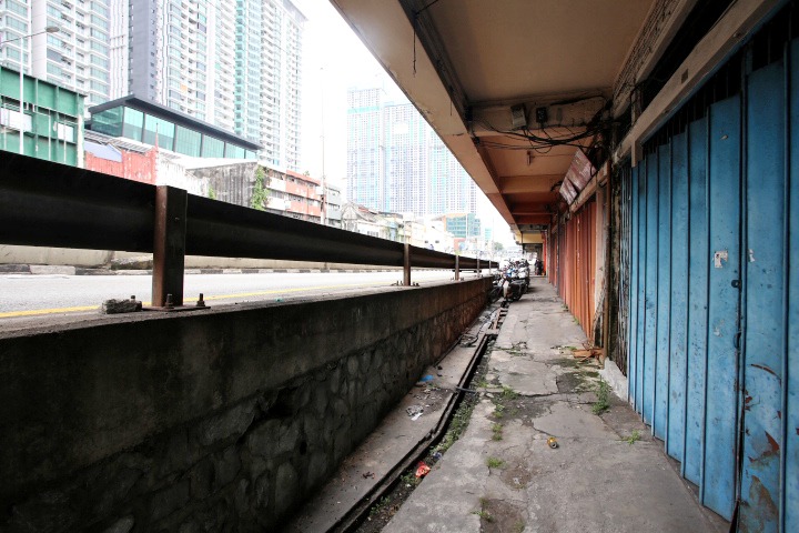 大都会封面/陈国伟及佑路商民抗议行动/9图