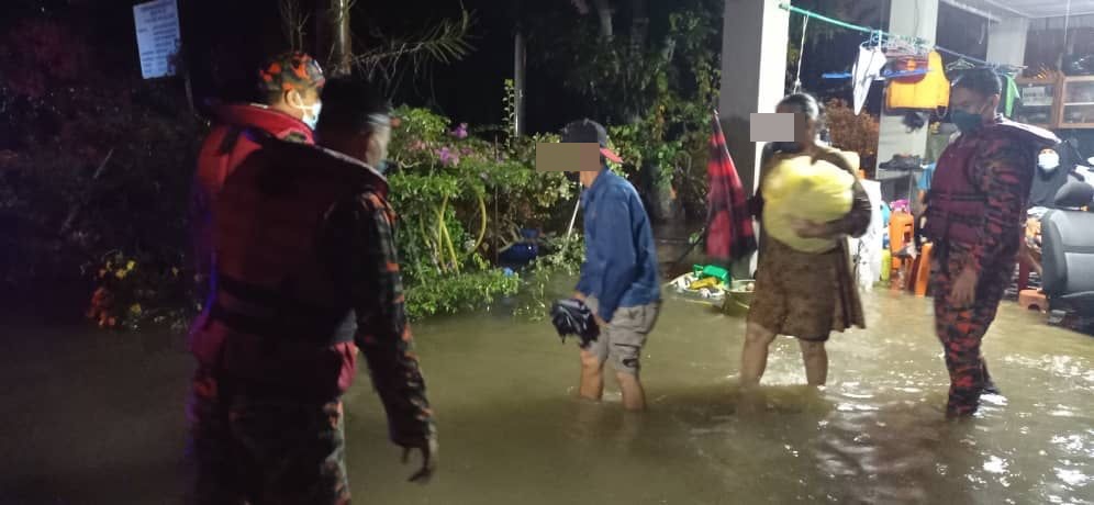 大都会/逾2000人被疏散