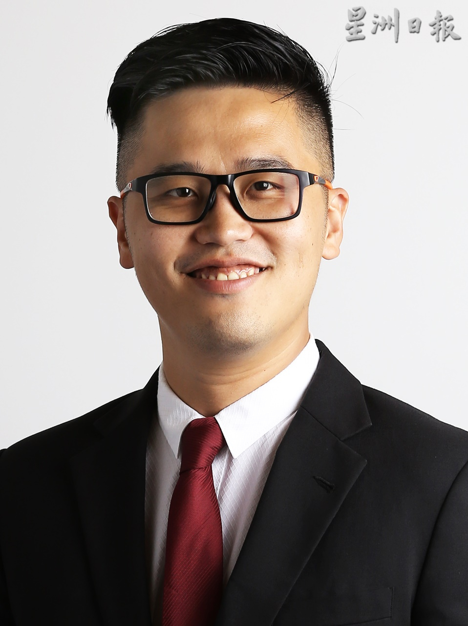 大霹雳封面主文/兵如港巴刹现确诊冠病 一个月内二关消毒