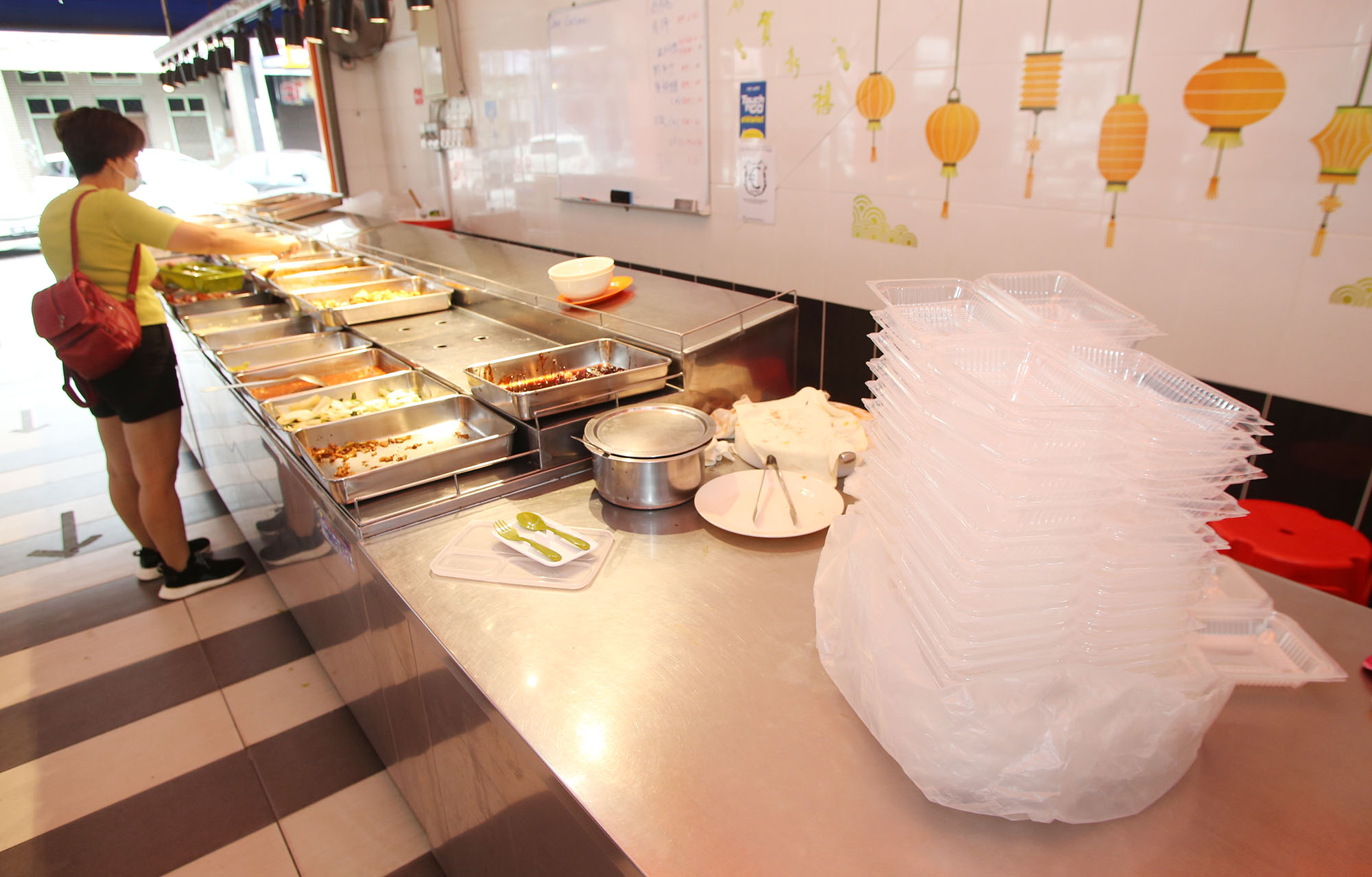 大霹雳时事焦点/原料缺货价格步步涨 食品袋子塑胶饭盒起10至20%