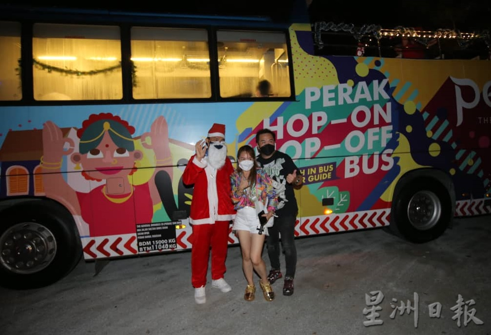 大霹雳时事焦点/驾跑车畅游霹雳 登HOHO巴士夜游怡保庆圣诞