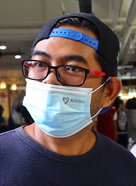 封面-大都会／中央艺术坊的人潮／12图