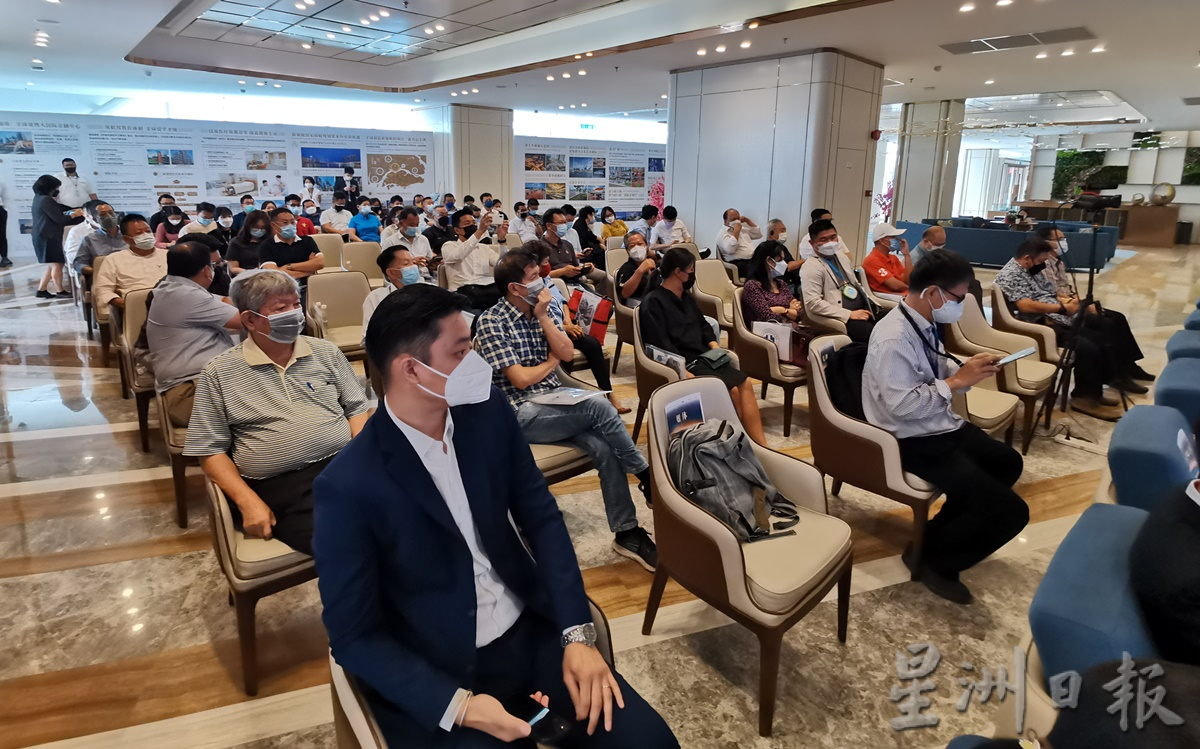 **已签发(请置头条)**柔:头条之一:刘国胜:出口海运过于耗时,高铁有助加速中国出口