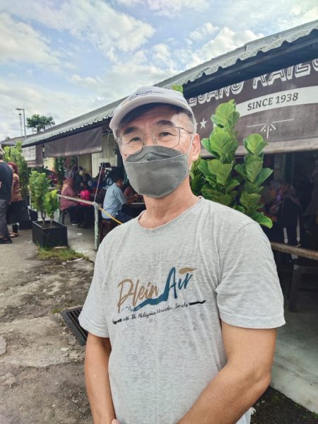 **已签发（请置头条）**柔：封面：【特稿】：各地画家齐聚居銮，发掘山城之美