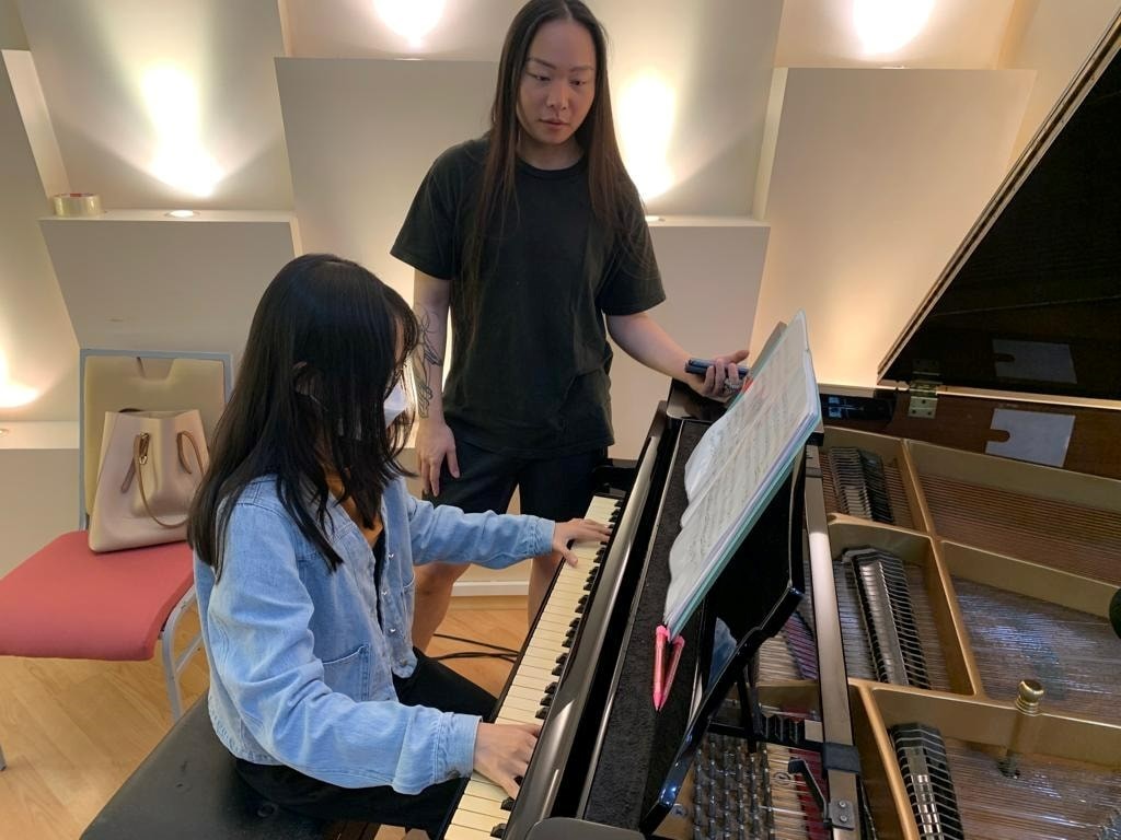 **已签发(请置头条)**柔:封面:【特稿】:哥打丁宜伯大尼教会首次以歌剧结合影音及现场合唱,展开马拉松圣诞组曲音乐会