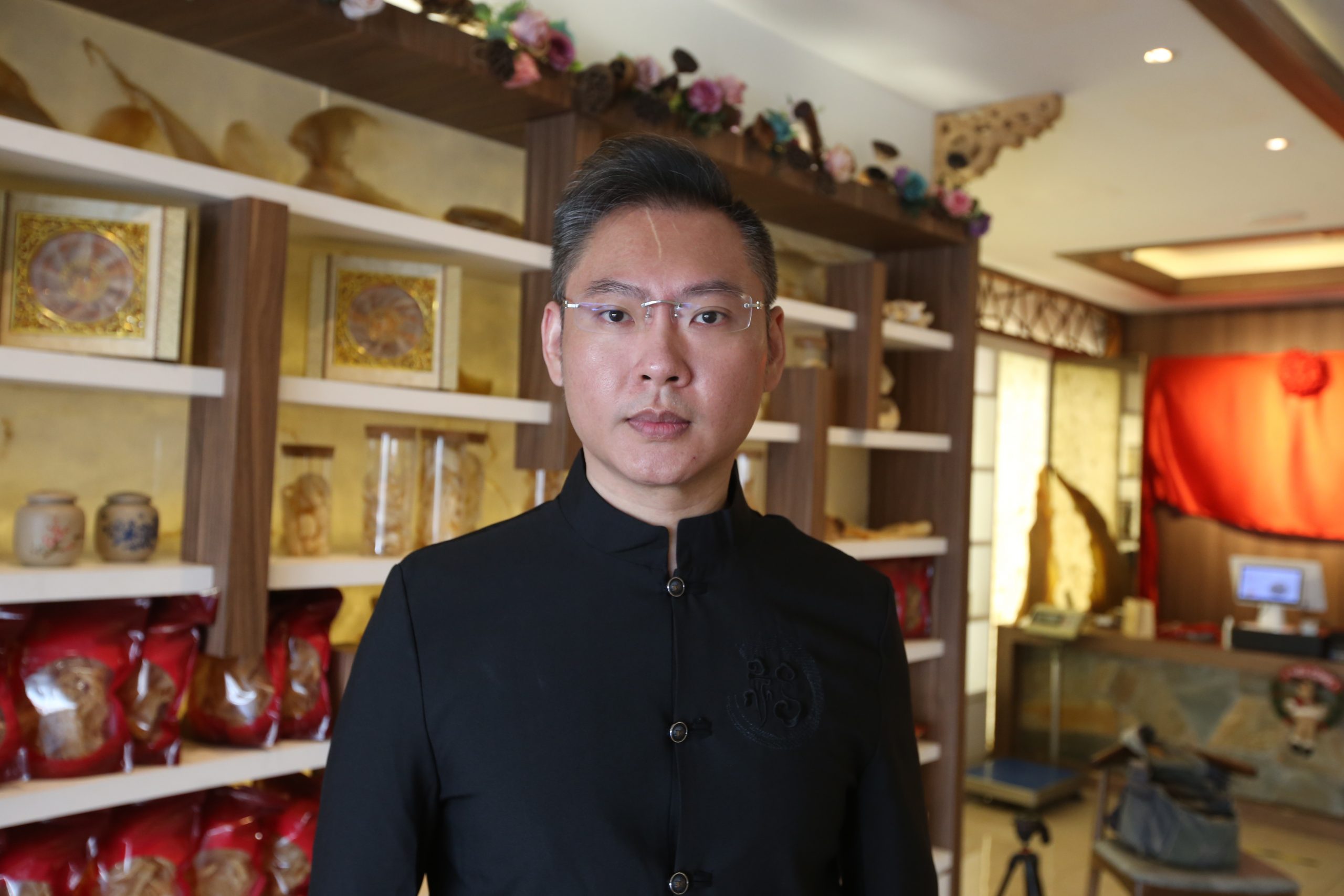 **已签发(请置头条)**柔:封面:【特稿】:运输成本提高等因素,海味腊味价格调整