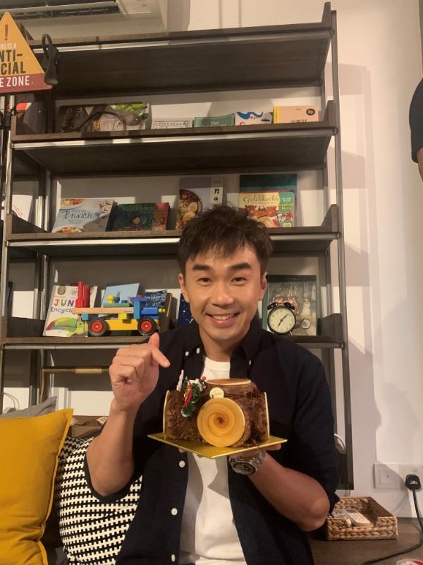 心痛水灾毁家园 林健辉泪洒线上音乐会