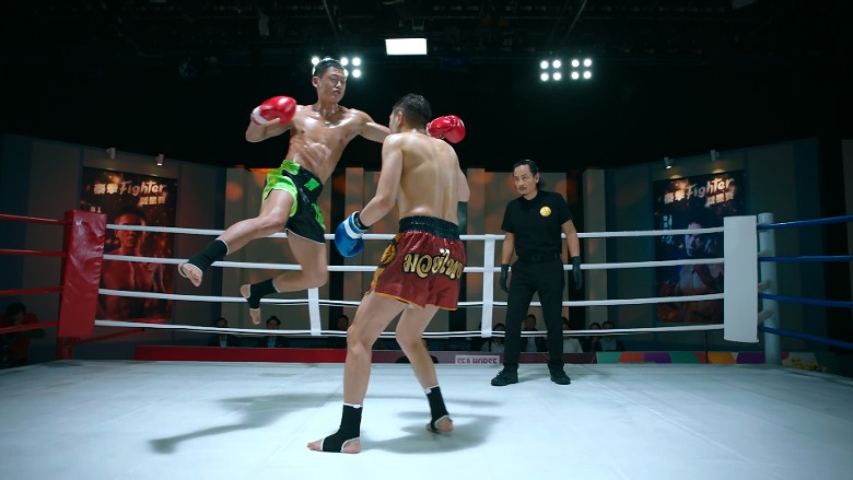 拳王| 57秒地狱式训练拍足6天 张振朗操到面红力竭