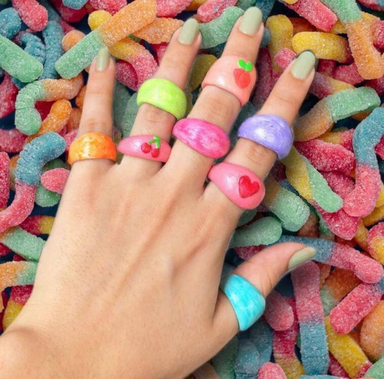 拼盘回顾 “疫”外生机/疫情下催生的新兴趣爱好成挣钱工具 挣钱的业余爱好