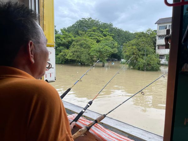 控诉官方救援驰援不力  灾民：求救被推来推去