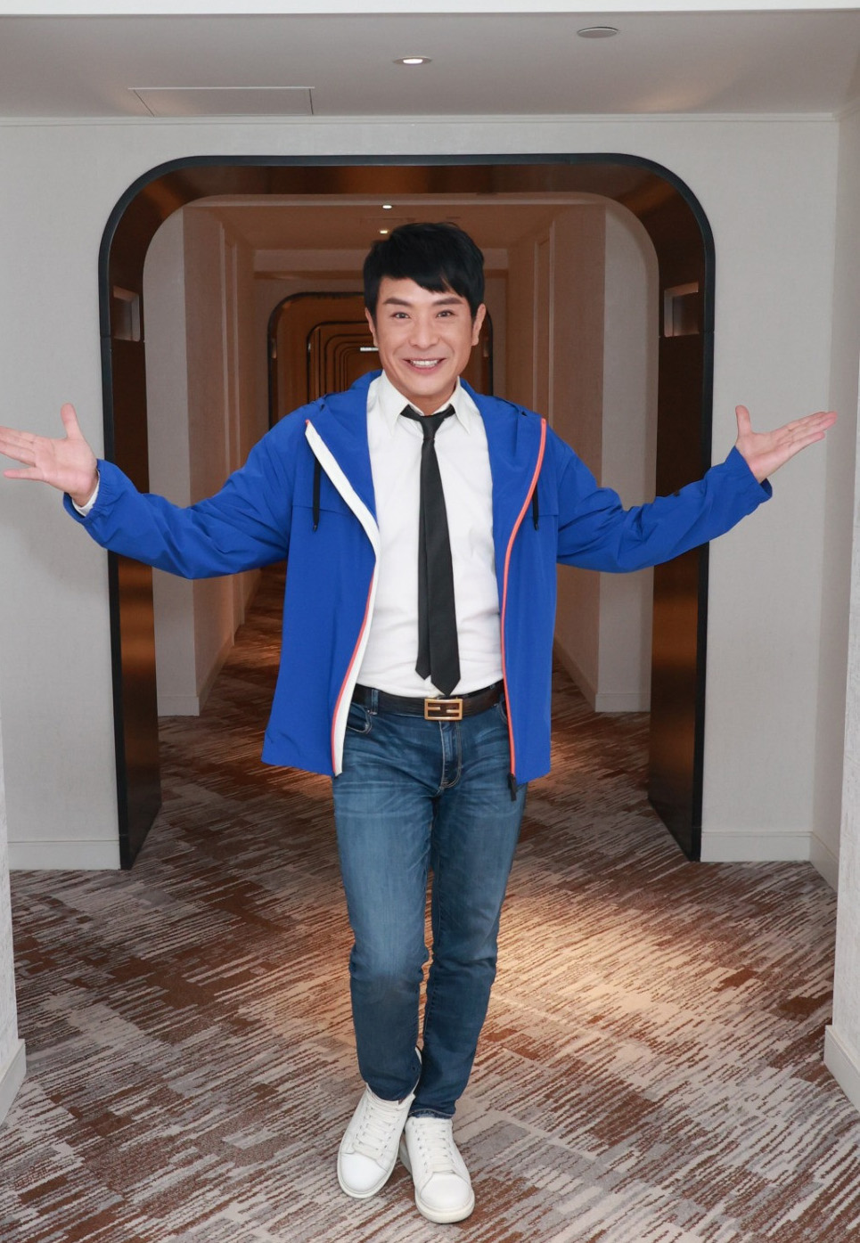 放下对乐易玲怨恨  梁思浩超感谢佘诗曼