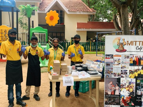 新教育(12月28日)第2版:Mitti Café