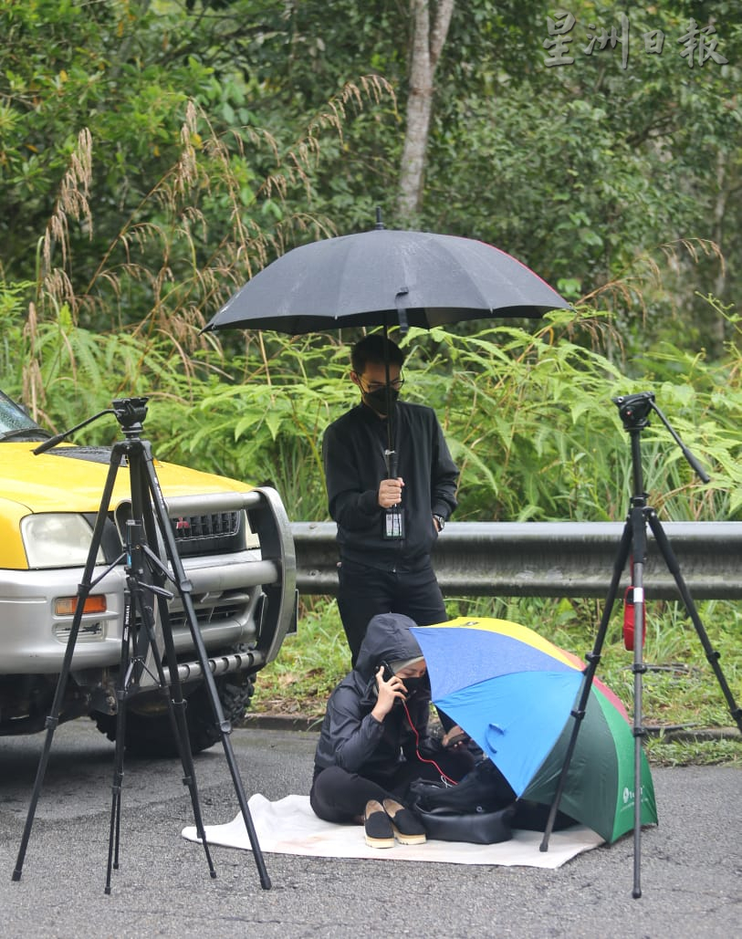 新邦波赖-金马仑路土崩 139名救援员续搜救