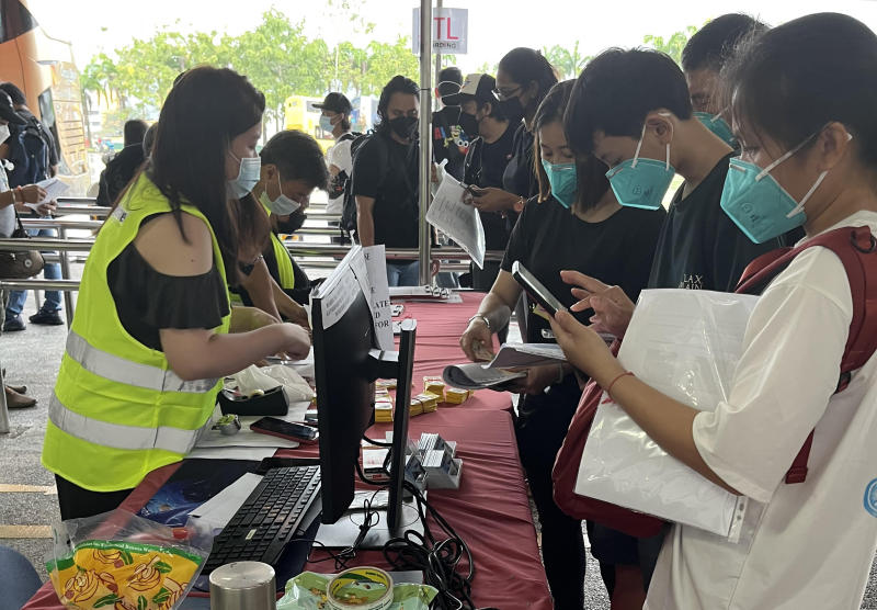 新马vtl酌情处理申请 一家四口准买车票奔丧