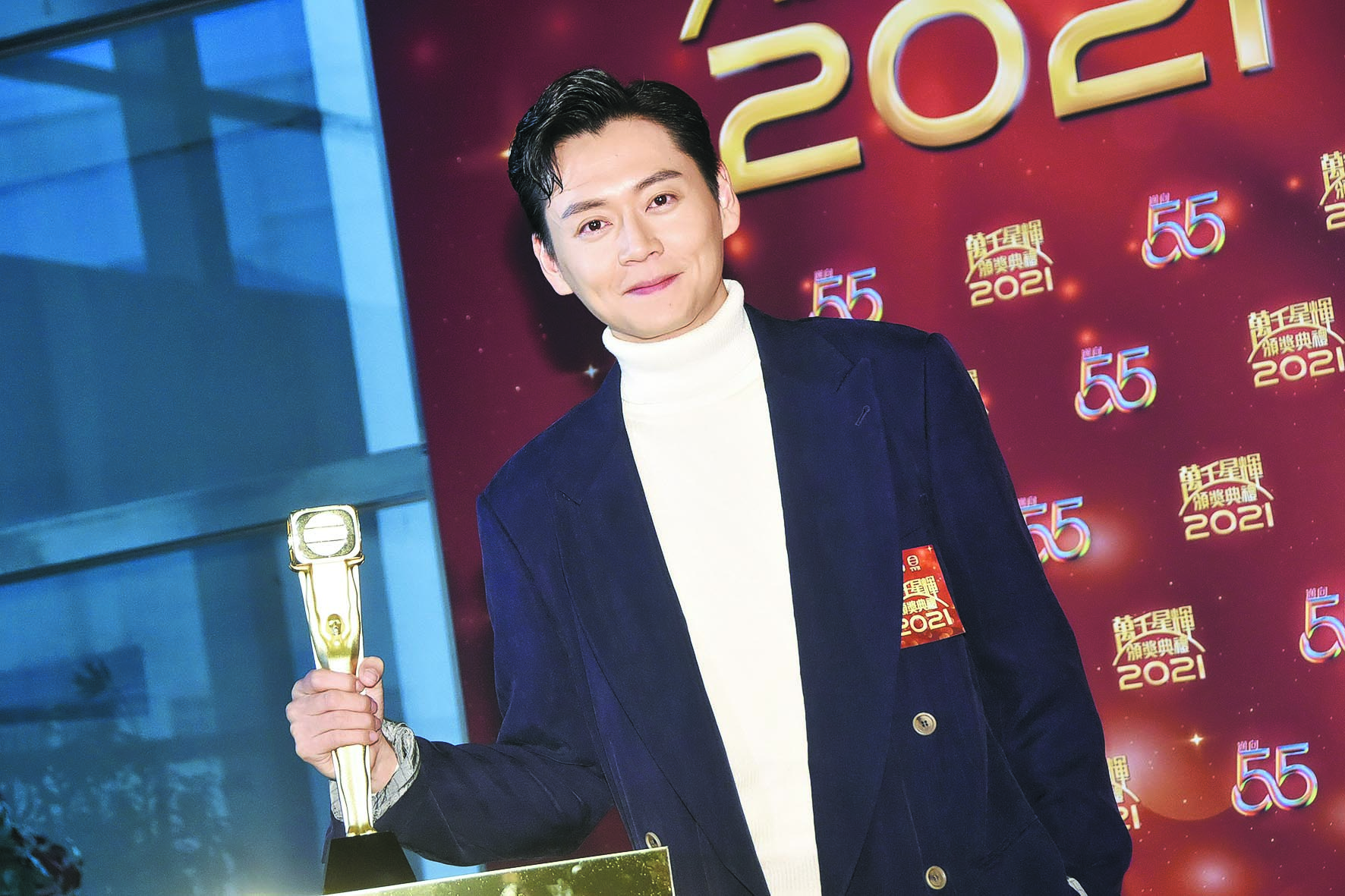 无线视帝视后5强出炉 张振朗锺嘉欣大热 