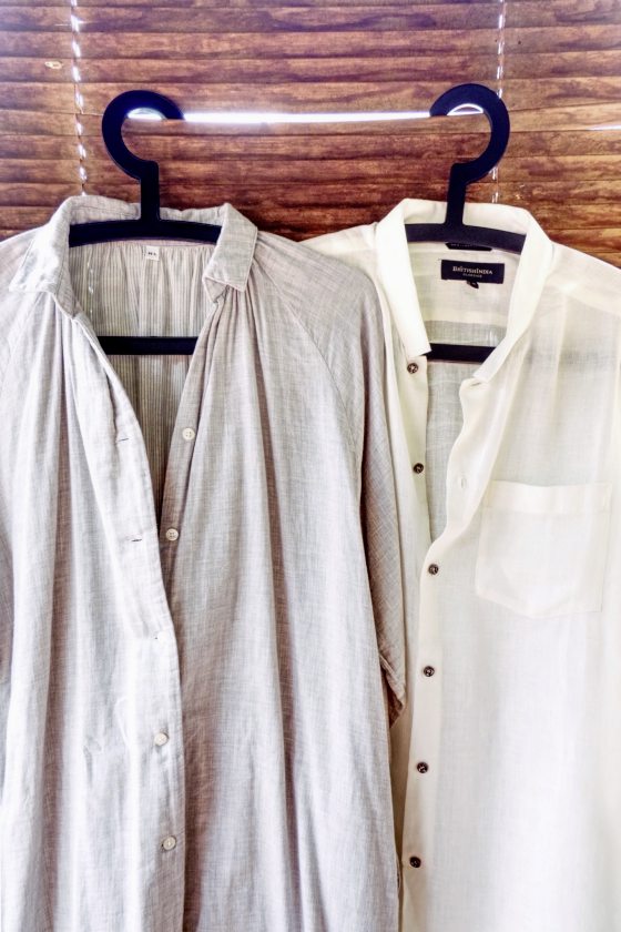 昔约今城/郑锦华/衣襟上的男女扣