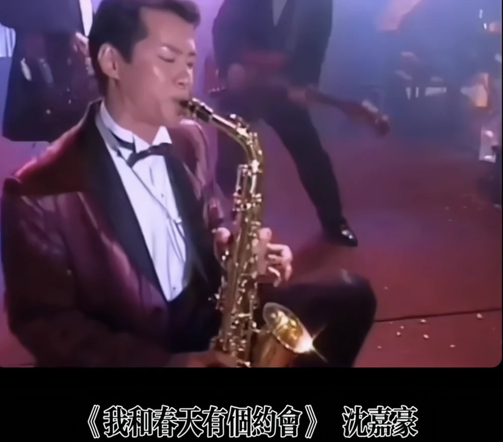 晒12经典角色 59岁江华宣告再战银幕