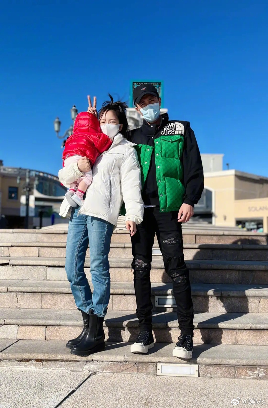 杜淳晒全家福遭咒 怒回怼:恶毒的女人没好下场!