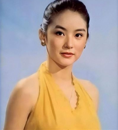 林青霞往昔魅力惊人 琼瑶曝粉丝追到家