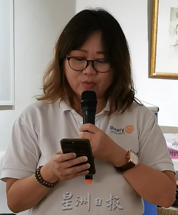 柔:封面【特稿】:授人以鱼,不如授之以渔,扶轮社教导单亲妈妈烘焙面包,建立独立经济能力