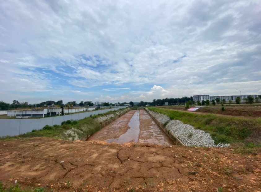 柔:应对季候风闪电水灾 古来市会清理排水系统