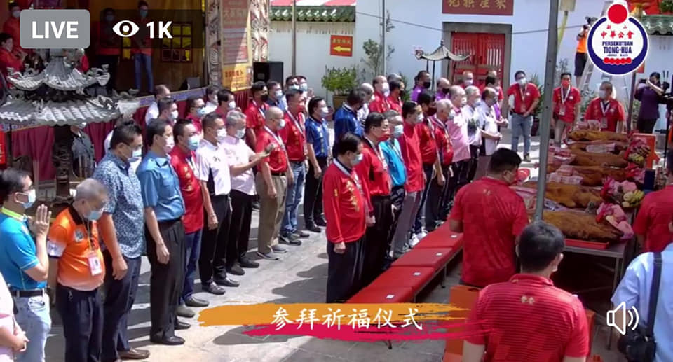 柔:新旧对照:柔佛古庙游神永不放弃